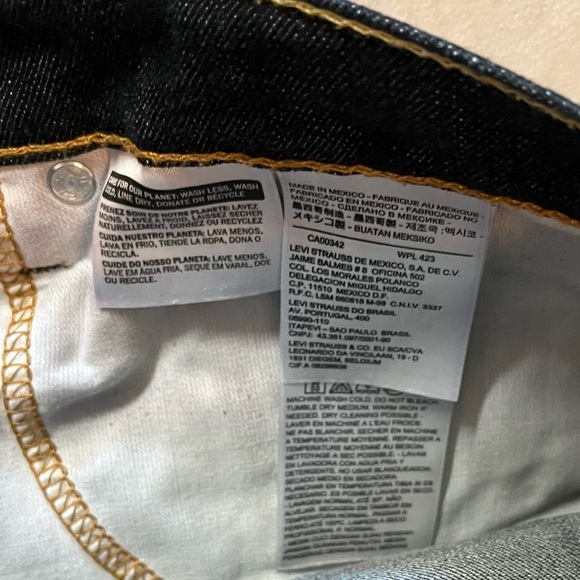 Levi's 541 Men's Dark Blue Straight Jeans. 38 x 30 - Picture 5 of 6